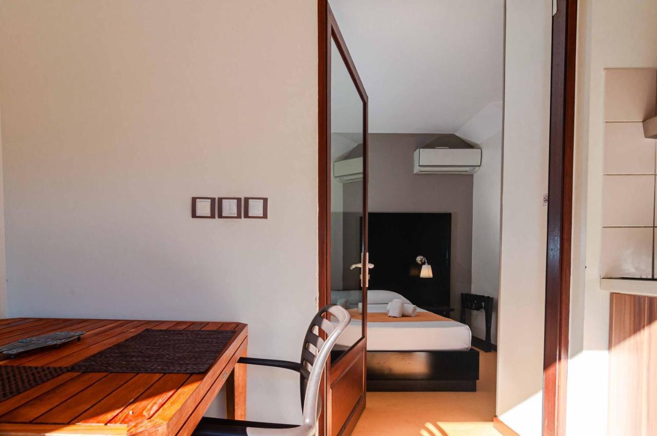 Tama Hotel Saint-Gilles Les Bains Exterior photo